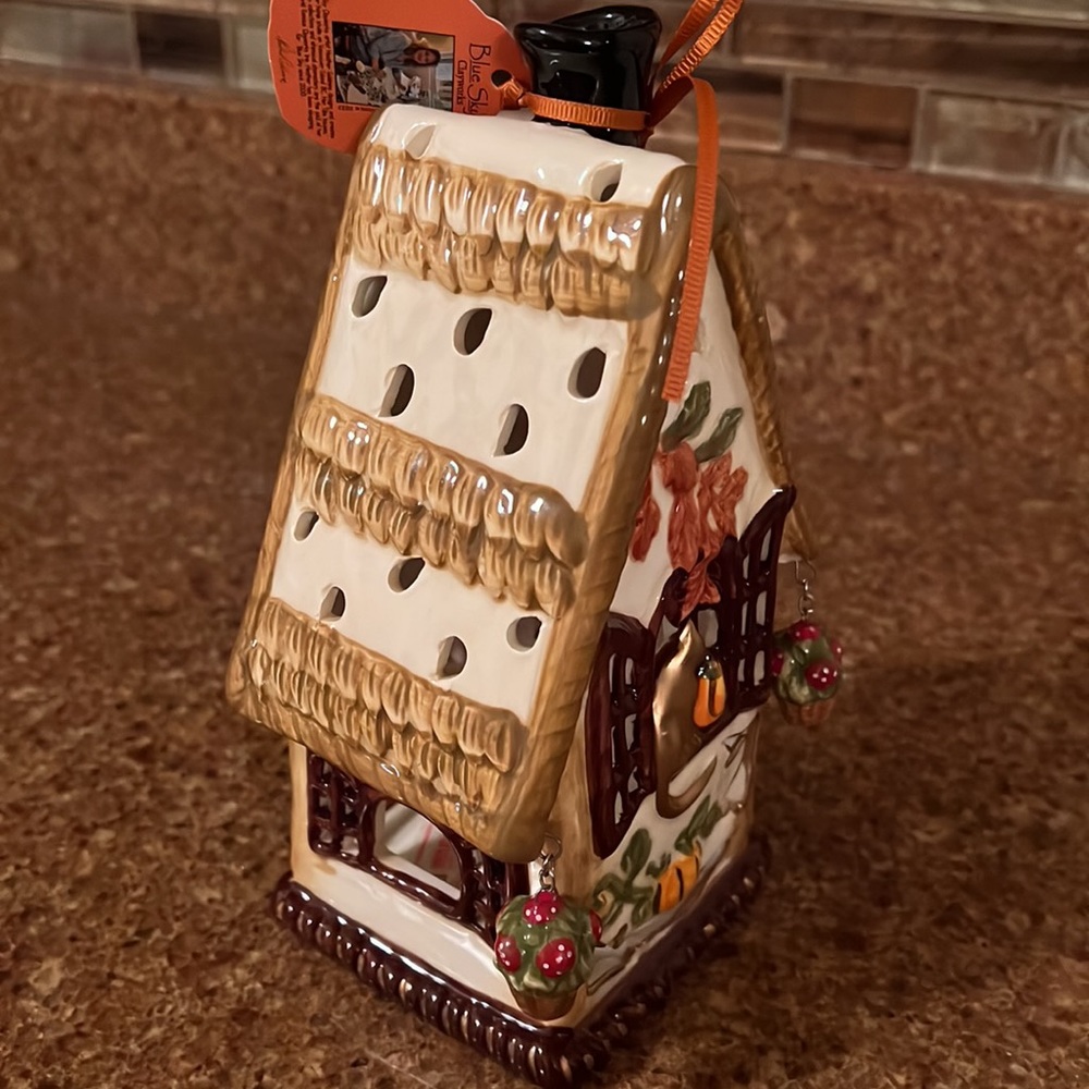 Blue Sky Fall/Autumn tea light cottage - Picture 6 of 6